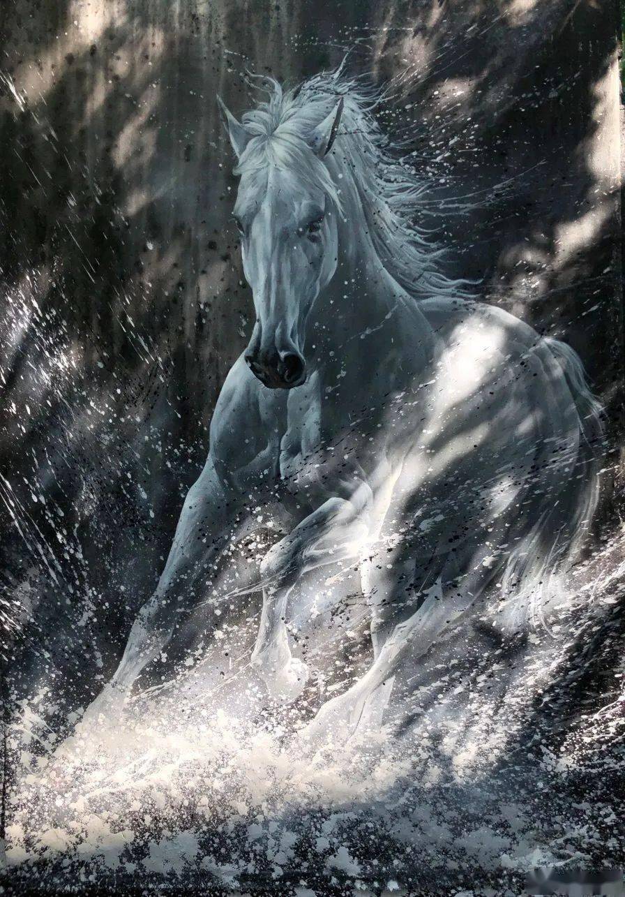 浪翻云最新作品深度解读与观点论述，浪翻云新作魅力解析