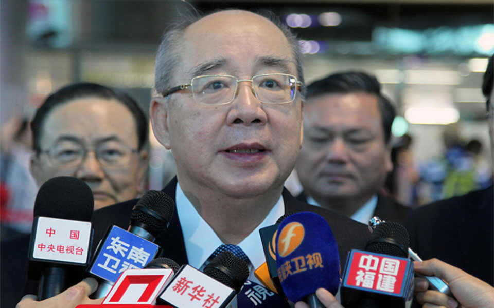 吴伟雄最新报道，观点阐述与深度解析