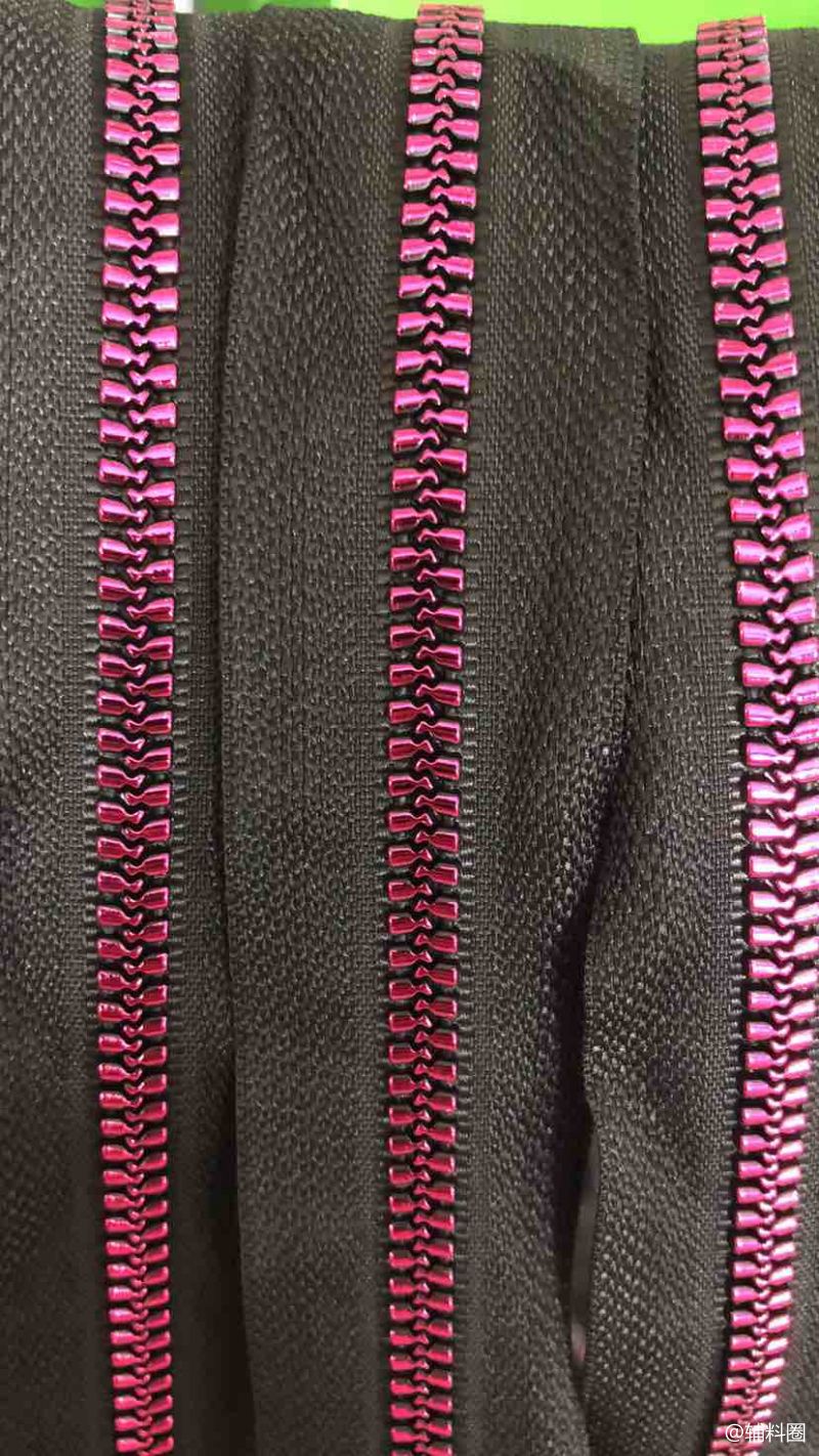 最新拉链染色师傅招聘，色彩缘分与友情交织的工匠之旅