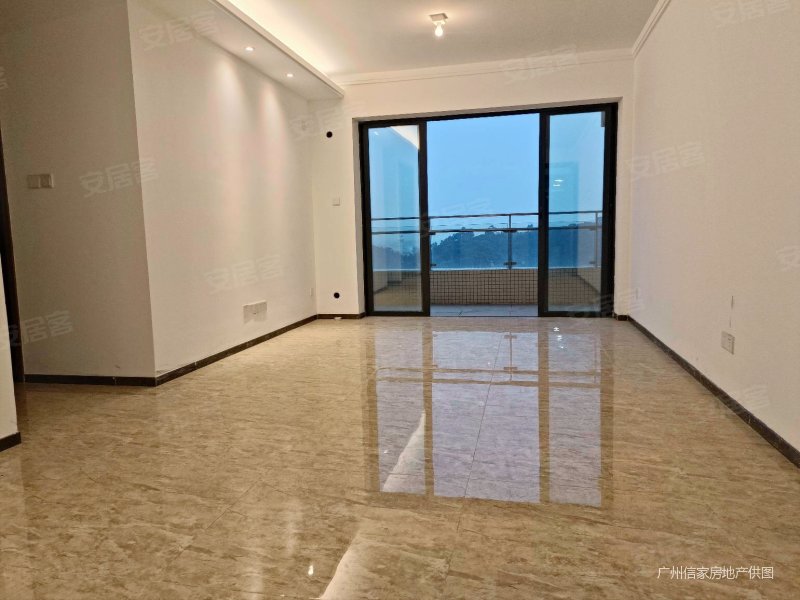 越秀滨海御城最新价格揭秘，小巷深处的隐藏宝藏