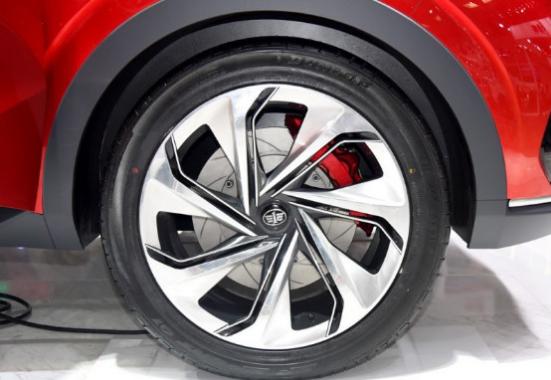 马自达CX-6最新报价与小巷中的惊喜探索