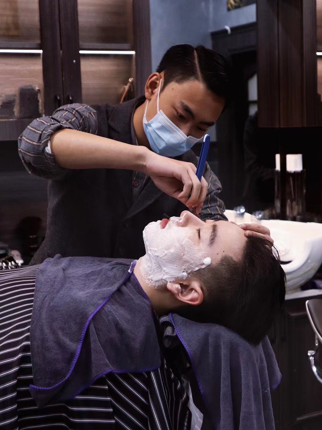 最新修面技巧,打造完美肌肤,瞬间变身女神!