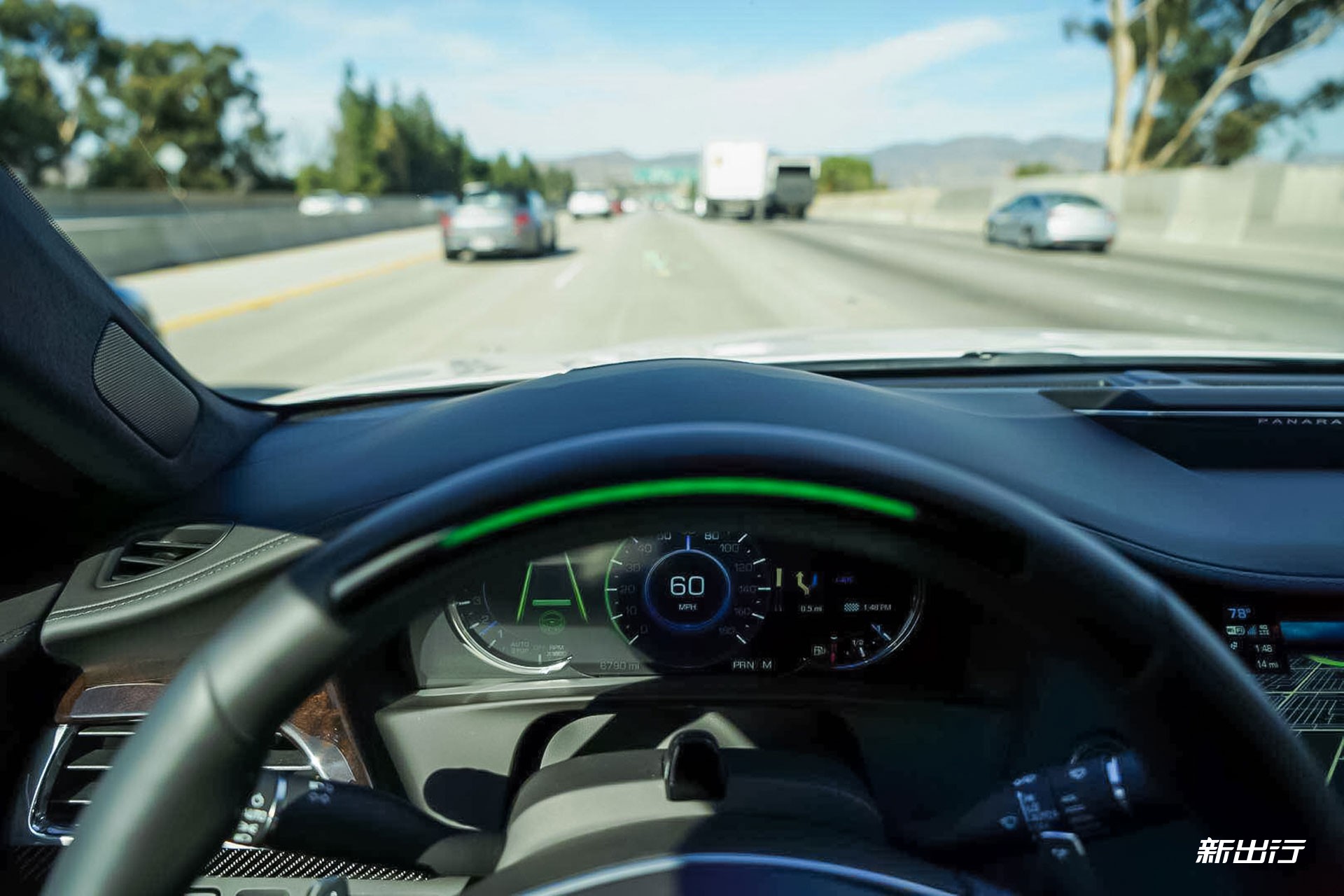 充满欢笑与爱的家庭最新巡航之旅