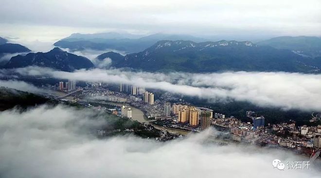 探秘德江小巷的独特风味美食