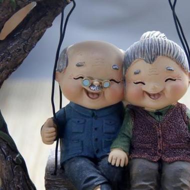 科技融合情感，最新情侣头像老年人——岁月见证浪漫