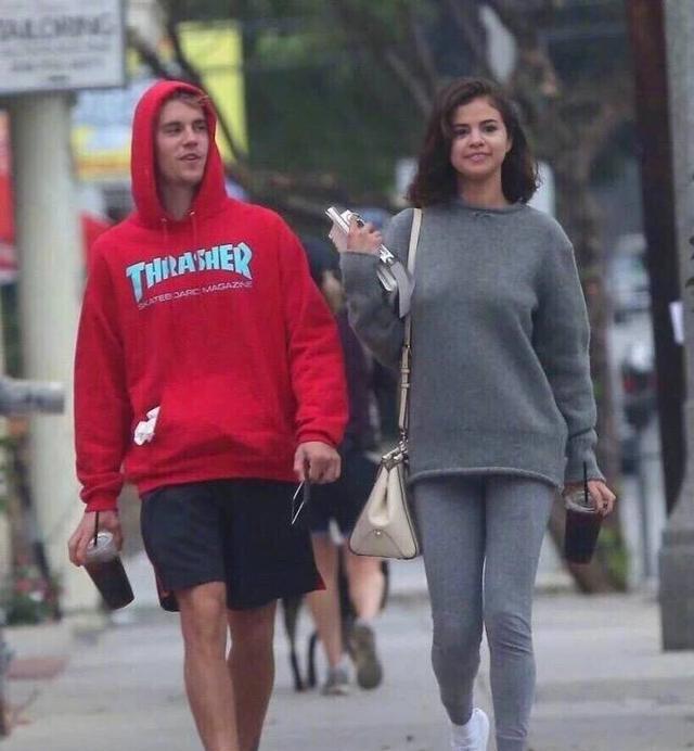 比伯赛琳娜最新动态全解析，从初学者到进阶用户的资讯追踪指南