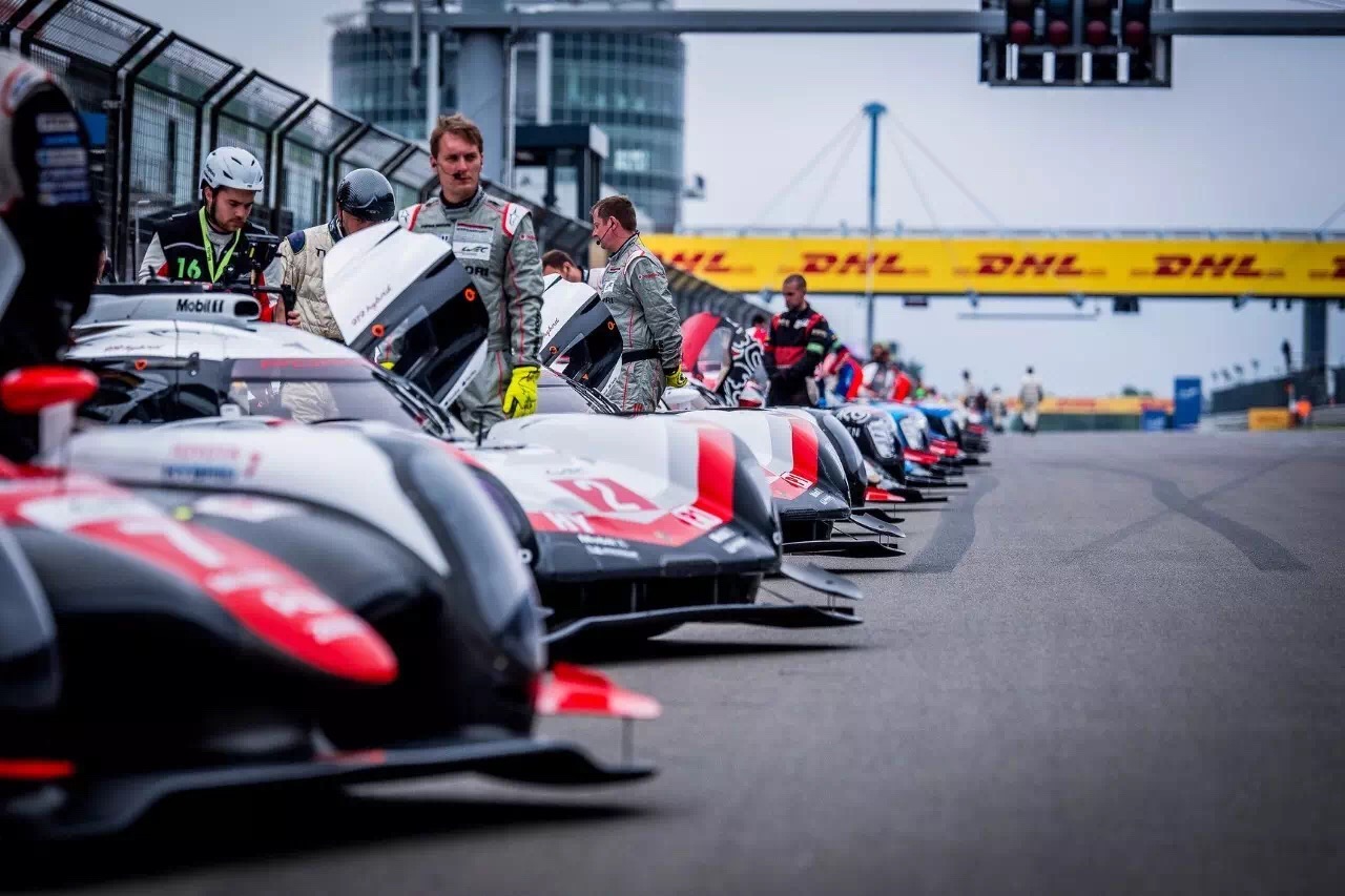 多元与精彩的汽车比赛竞技舞台介绍及赛事盘点