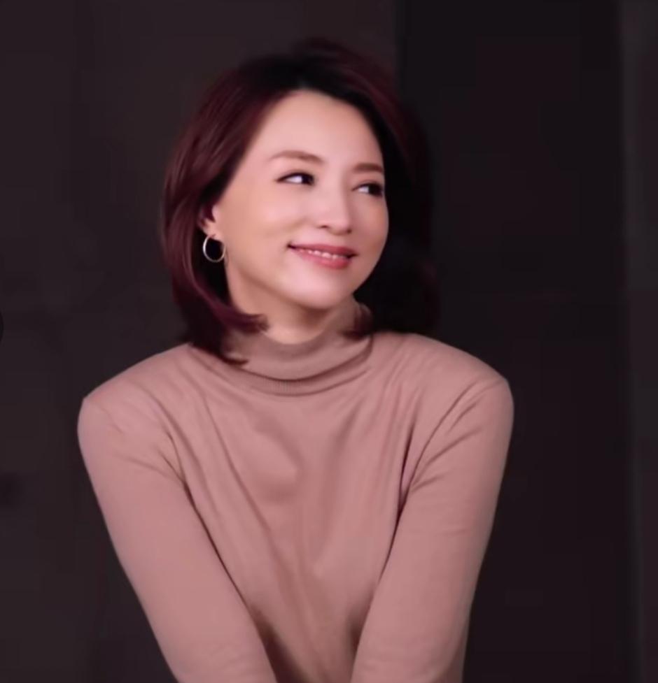 央视陪伴的温馨时光，家庭与央视的奇妙日常