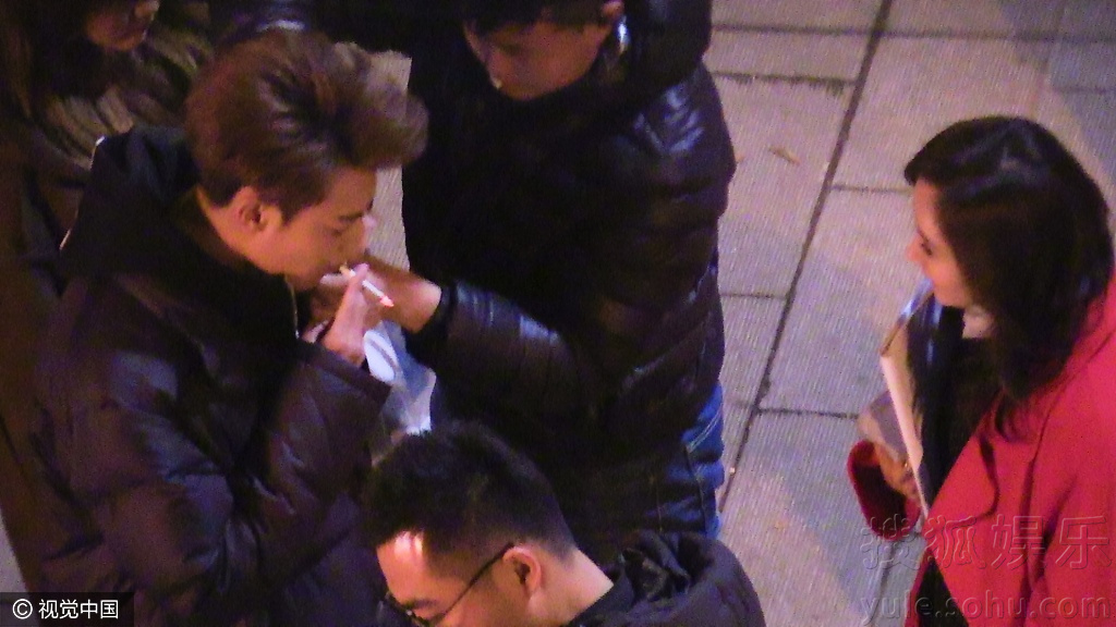 黄子韬与杨幂的荧屏风云，隐秘特色小店探秘之旅