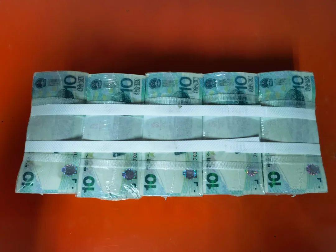 黄山B股股票行情,科技与生活的无缝对接。