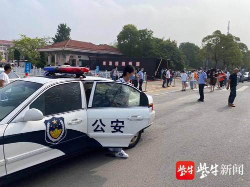 夫人动态报告揭秘，高科技新品引领未来生活新纪元体验