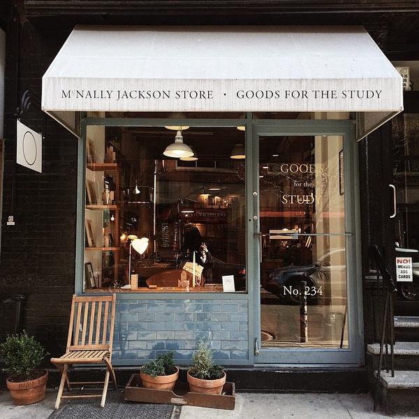 奶茶巨头崛起之路，上市之路与产业影响力揭秘