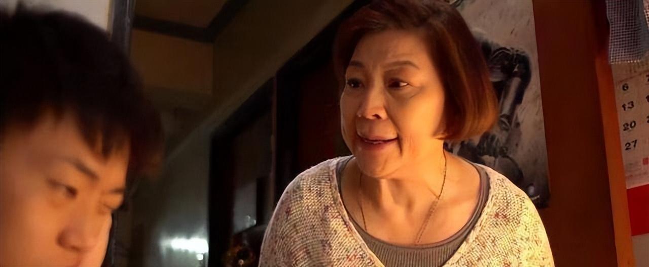 香港电视台，变化中的学习之旅，自信与成就的力量展现