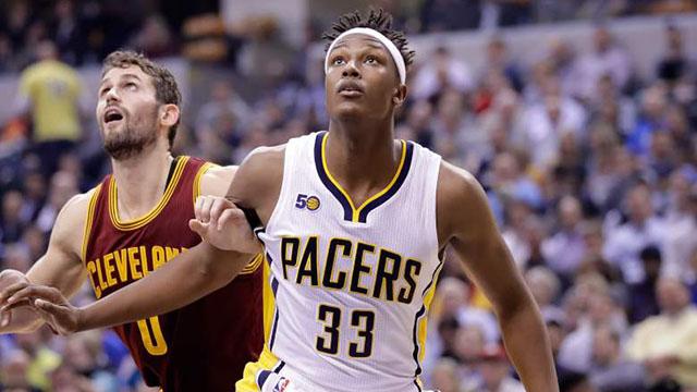 凯里欧文转会最新动态，城市篮球英雄的新旅程与友情纽带揭秘