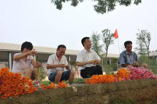 明星乡，巷弄深处的独特风味美食之旅