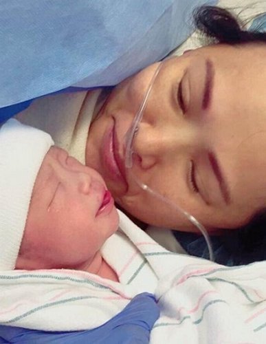 明星们的顺产之路，探讨与观点阐述