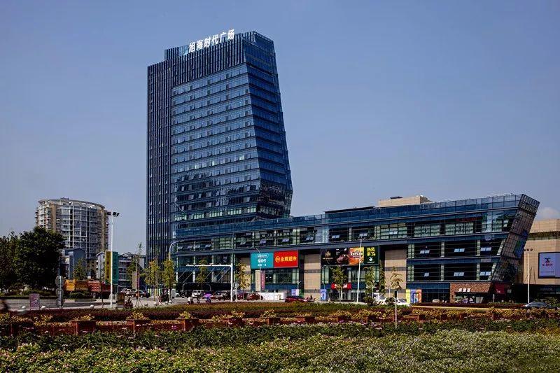 海底捞上市传奇，从小巷到资本市场的秘密之旅