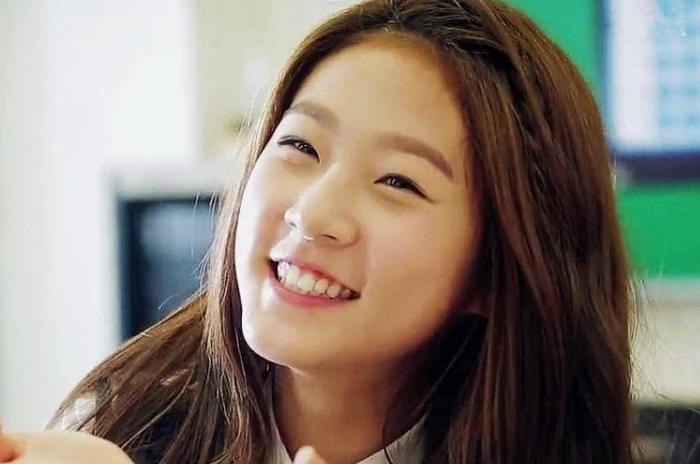 科技与魅力展现，00后女明星排行榜大放异彩