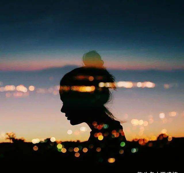 最新感伤语录，时代情感印记下的心灵触动