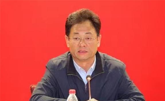 于鸿君最新动态揭晓,揭开成功序幕的启示