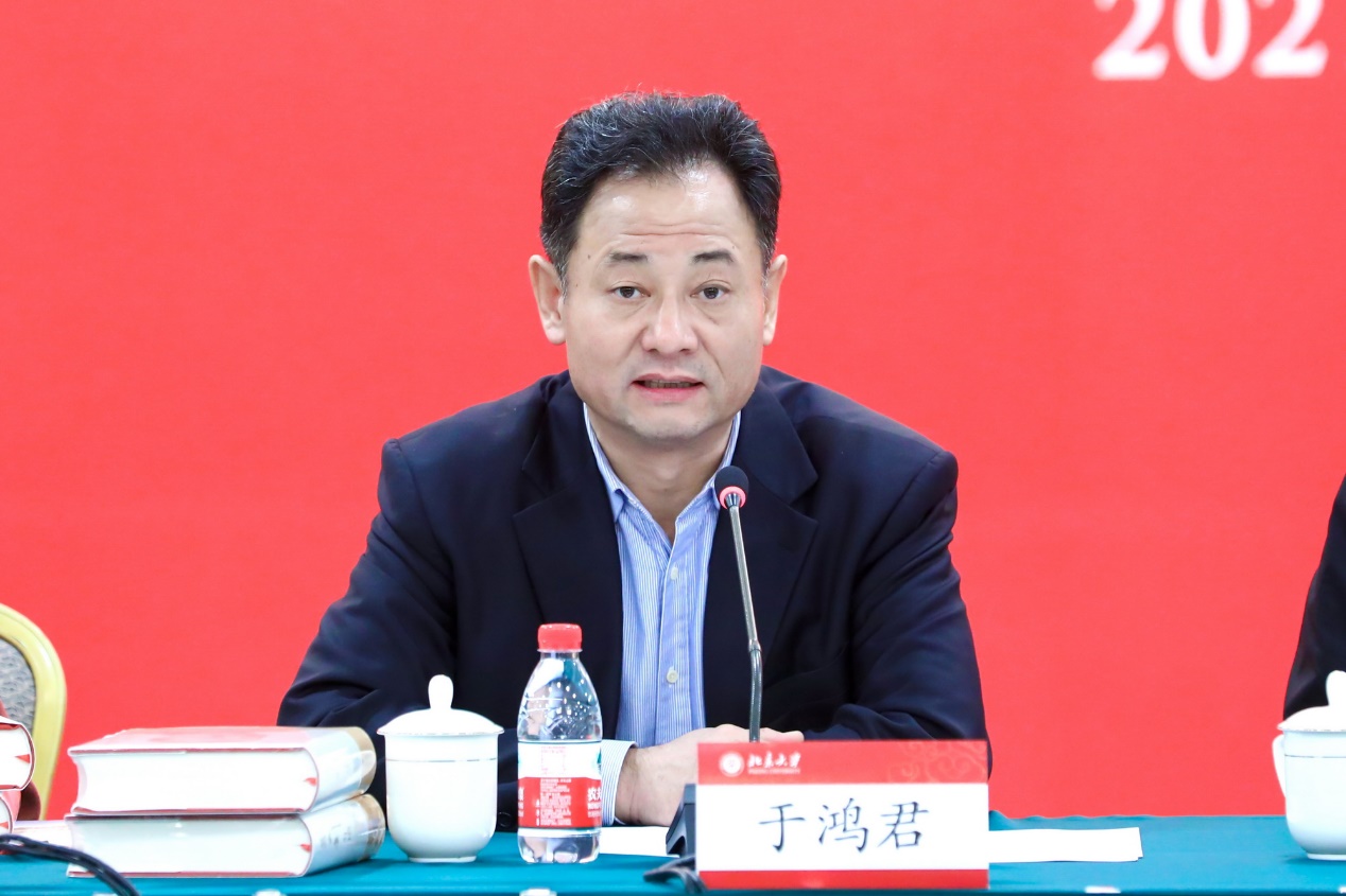 于鸿君最新动态揭晓,揭开成功序幕的启示