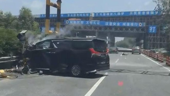 龙门车祸最新进展及小巷美食探秘，双重焦点揭秘事件与美食瑰宝