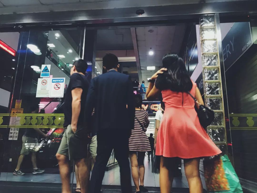 情欲按摩院电影，小巷隐秘乐园的探秘