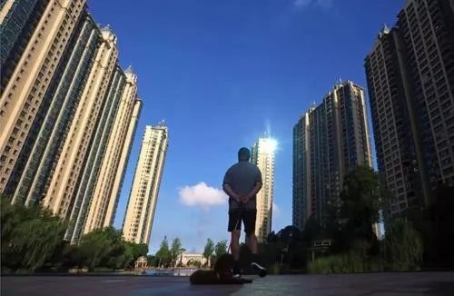 昭通最新楼盘，与自然美景交融，内心平和的居所探索