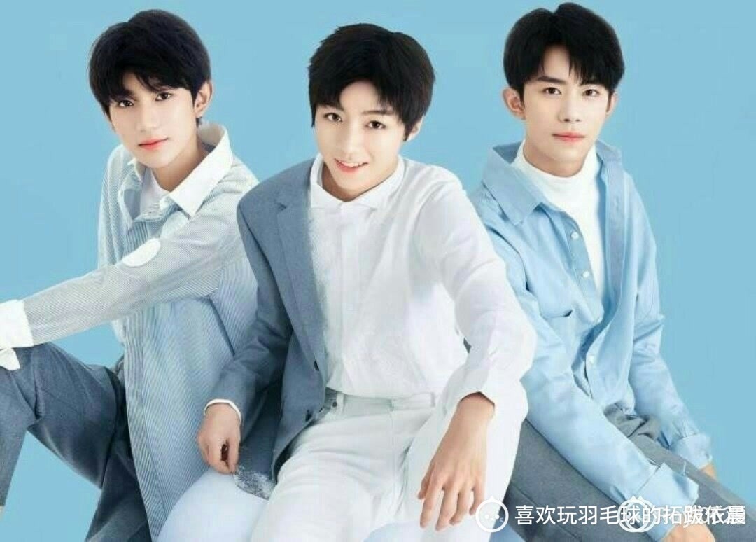 TFBOYS最新照片揭秘，小巷深处的独特风情与隐藏的特色小店