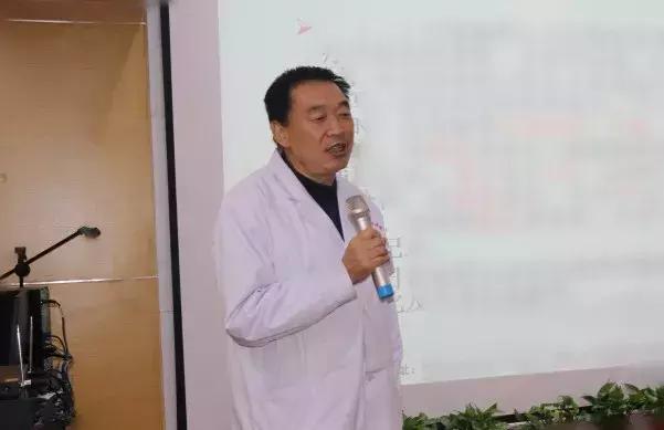 最新CPR（心肺复苏）流程详细步骤指南与操作规范