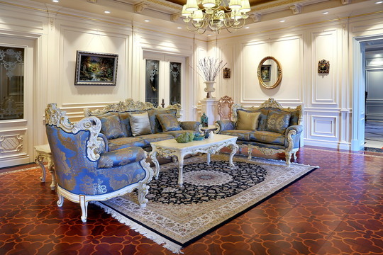 最新欧式家居，家的温馨与友情的绽放时光