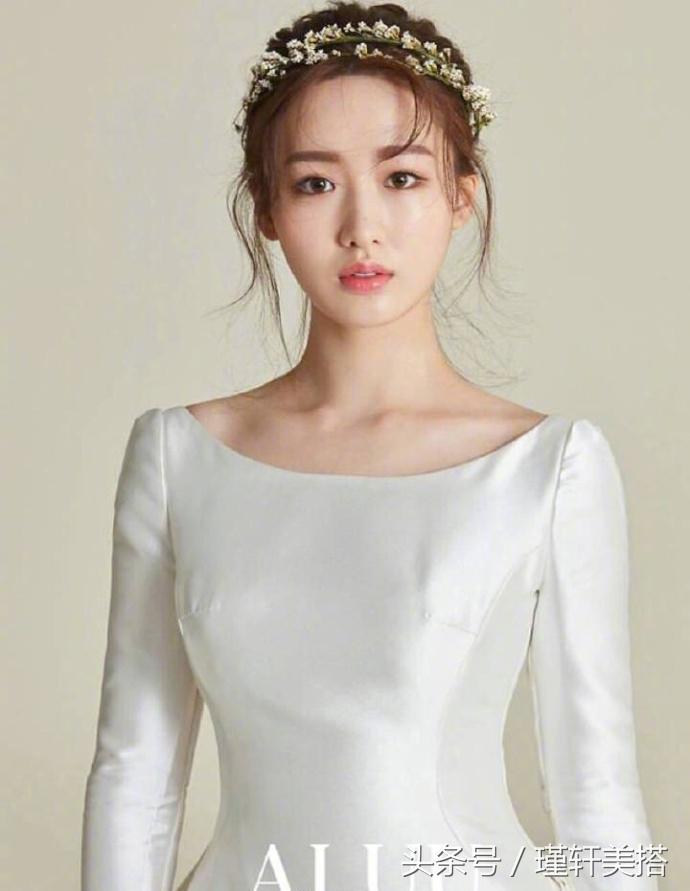 最新礼服发型，时尚潮流下的个性表达与立场探讨