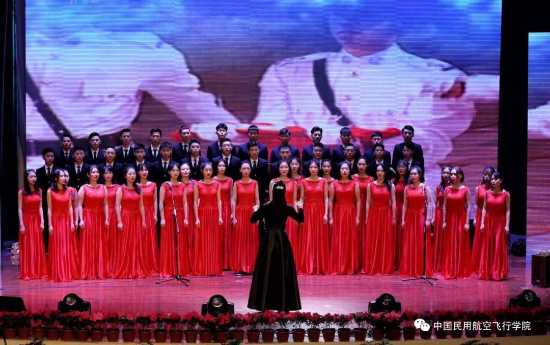 震撼心灵的音乐盛宴，最新大合唱🎤盛宴开启！