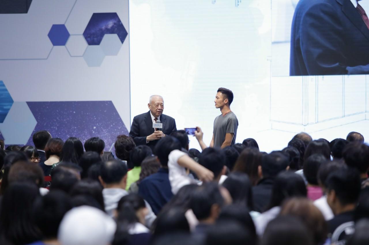 董最新电影,变化中的学习,自信与成就的力量之旅