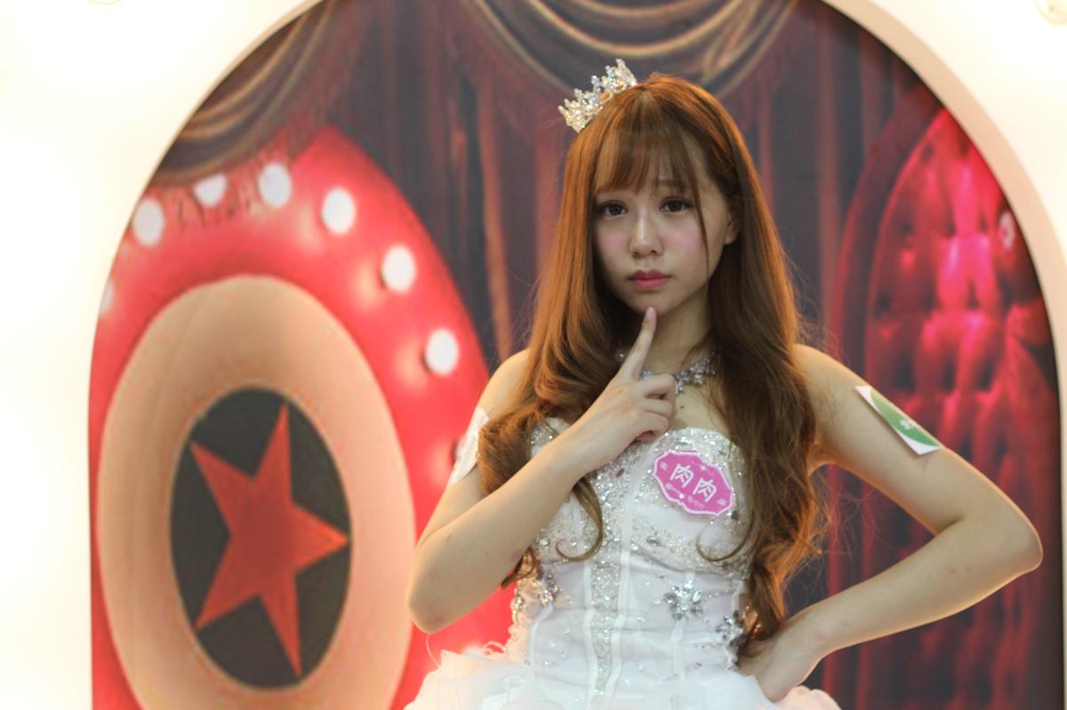 探索时尚新潮魅力与价值,领妹最新主线风采展示