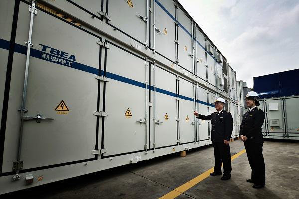 最新出口三检揭秘,小巷中的美食宝藏探索