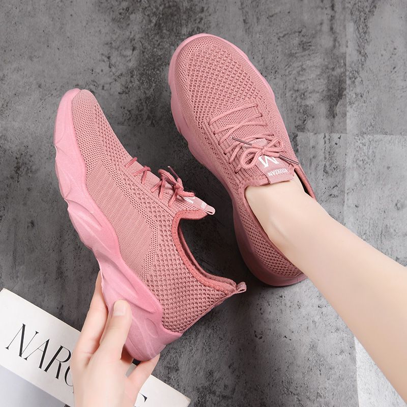 科技革新引领舒适生活，最新软鞋新品体验报告