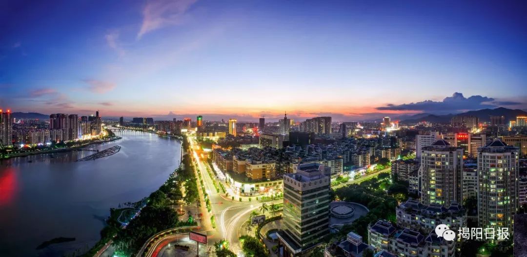 揭阳新貌，城市变迁中的梦想与自信之光