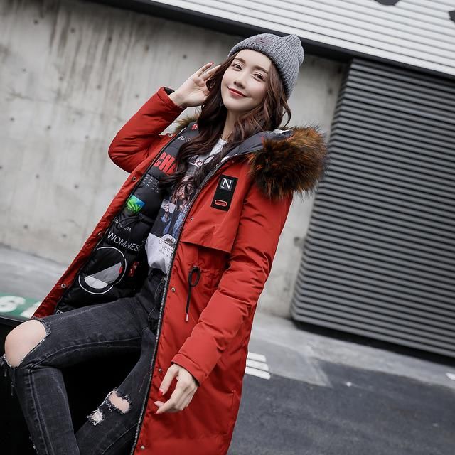 最新冬衣时尚与保暖并存，打造温暖时尚新风尚