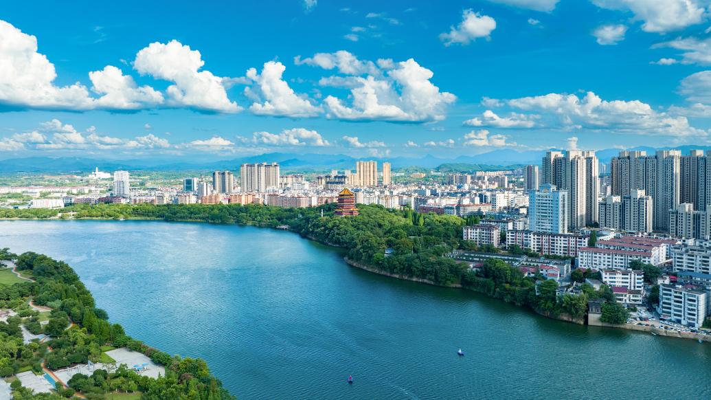 最新鹰潭，科技重塑生活，未来高科技产品体验之旅