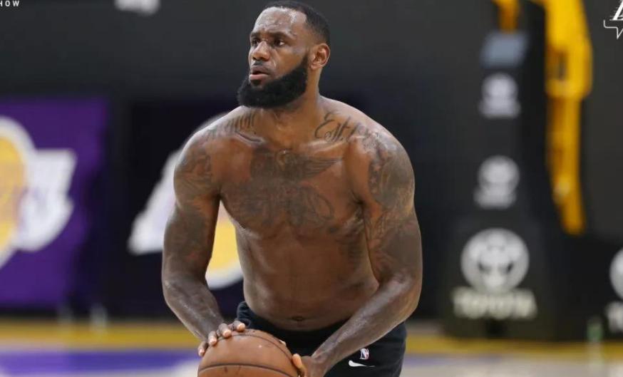 篮球巨星姚明，日常趣事与深厚友情揭秘