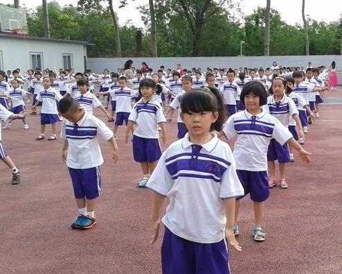 重新审视早操，健康习惯的最新启示