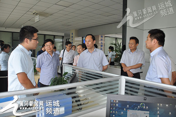 运城市人大领导引领科技革新，开启未来生活新篇章