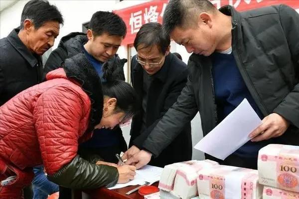 最新退休补贴动态,时代的关照引发社会回响