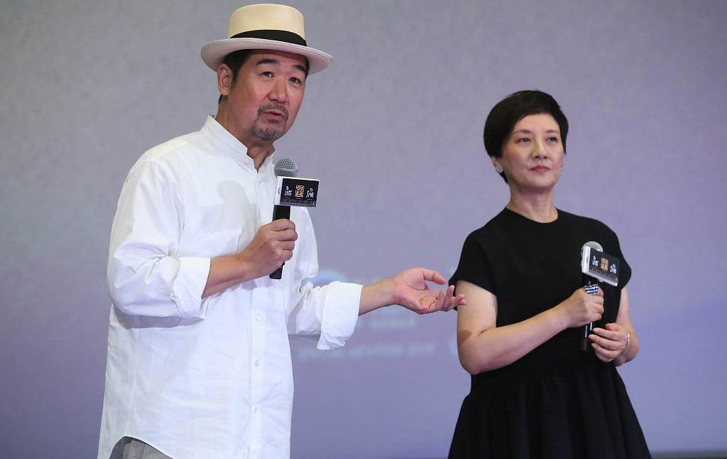 谢园新片震撼上映，视觉盛宴燃爆电影界！