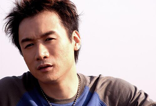 演员高虎吸毒被抓事件，流年不利下的公众人物反思