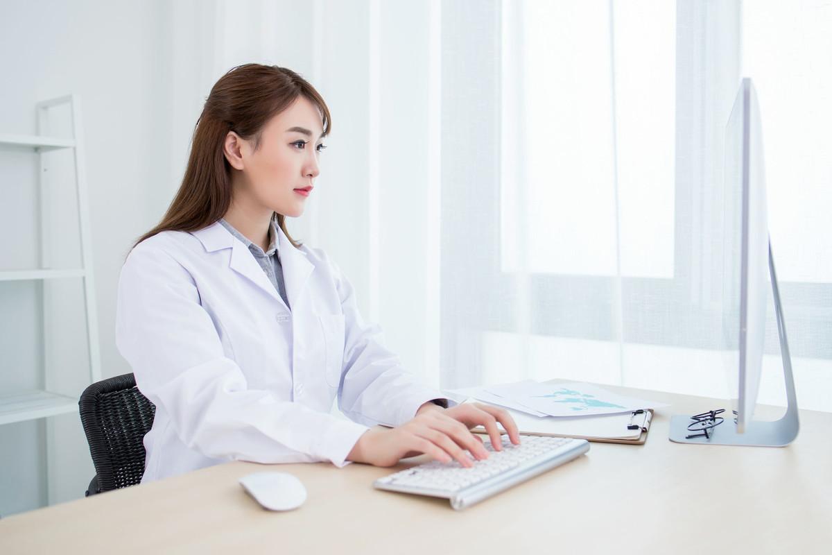 最新稳定职业，友情、日常与家的温馨故事交织