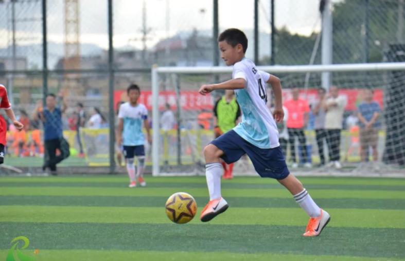 小红书上的足球国家队比赛，燃烧激情，感受足球魅力！