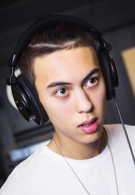 吴磊近照曝光，星光依旧闪耀，影响力不减的魅力风采