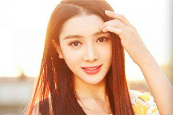 逝去的巨星，回顾那些曾经闪耀却已离世的明星们